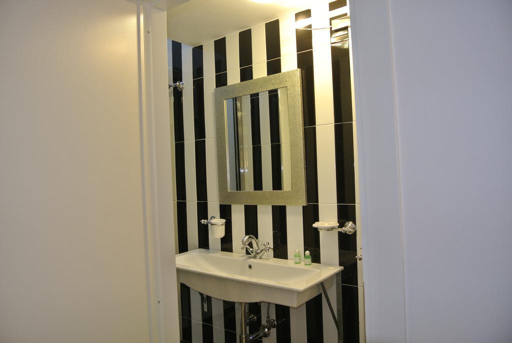 Apartament Pantheon Domus Valentino Rzym Zewnętrze zdjęcie