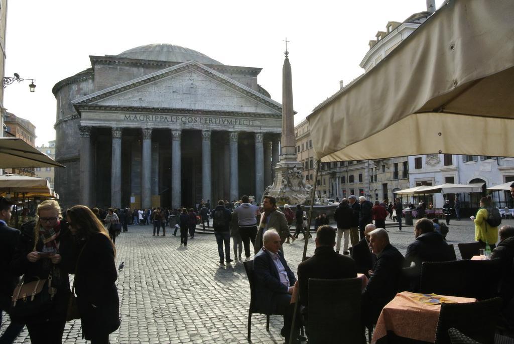 Apartament Pantheon Domus Valentino Rzym Zewnętrze zdjęcie